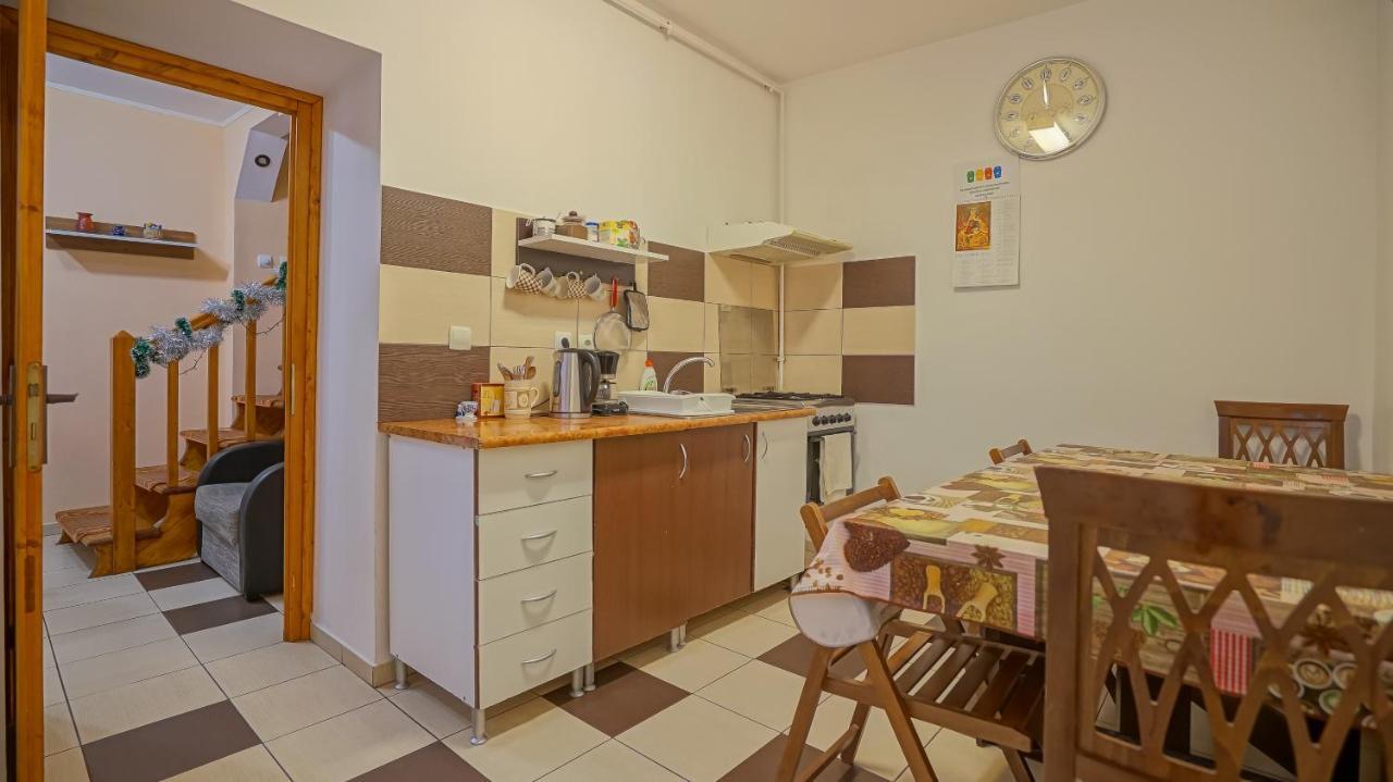 Apartament Simon Brasov Bagian luar foto