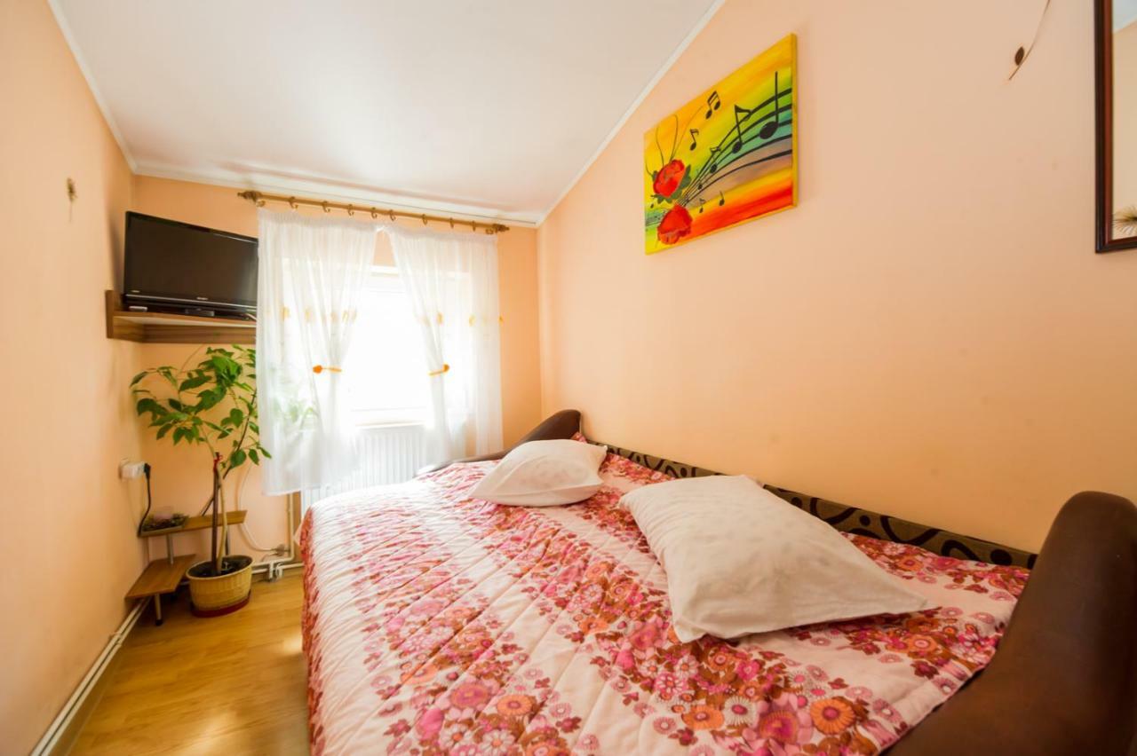 Apartament Simon Brasov Bagian luar foto